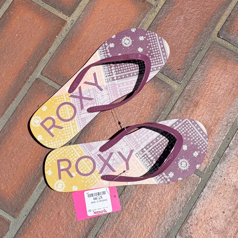 ROXY FLIP FLOPS